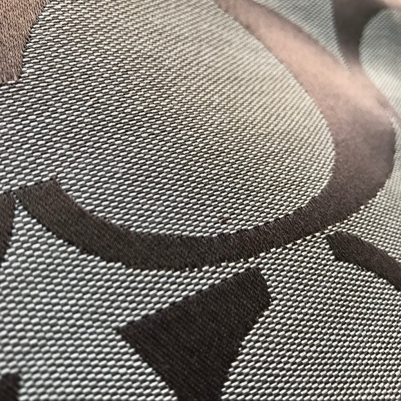 Authentic Coach Handbag - Picture 5 of 7